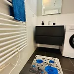 Butterfly House Специя