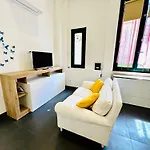 Butterfly House Специя